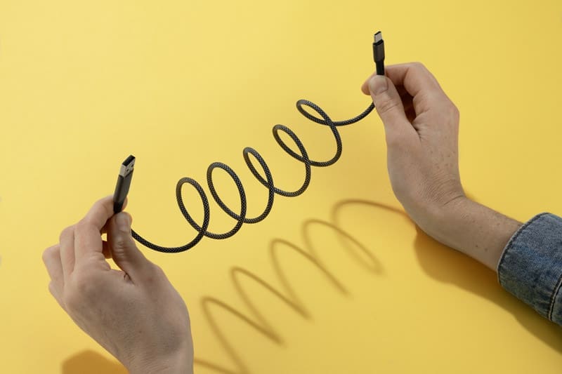 Magnetyczny kabel do ładowania ALEKSA